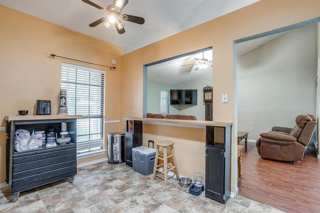7228 Wayfarer Trl, House other with 4 bedrooms, 2 bathrooms and null parking in Fort Worth TX | Image 13