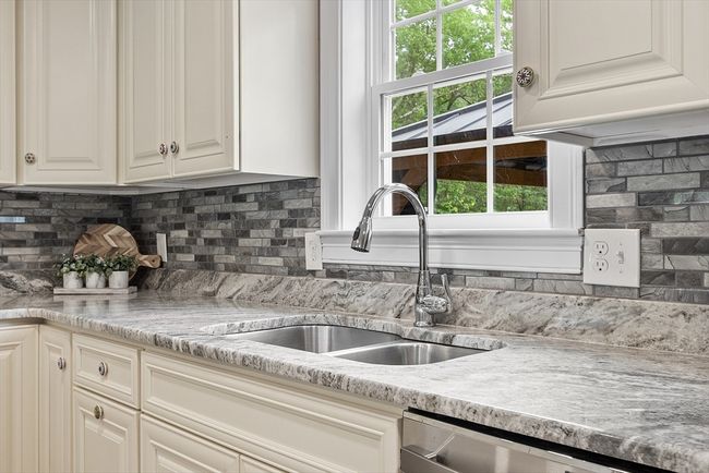 33 N Shore Rd, House other with 1 bedrooms, 2 bathrooms and 3 parking in Westminster MA | Image 19