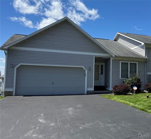 159 Timber Wolf Cir, Syracuse, NY, 13209-2224 | Card Image
