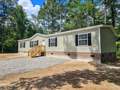 105 Hickory Dr, Leland, NC, 28451-8898 | Card Image