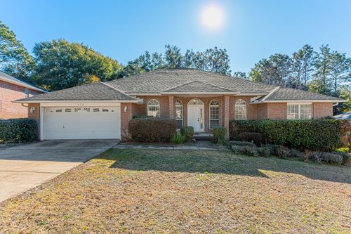 654 Territory Ln, Crestview, FL, 32536-5446 | Card Image