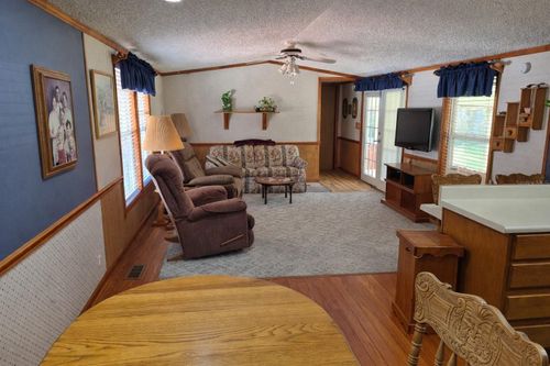 15423 Navaho Trl, Eustis, FL, 32726-6612 | Card Image