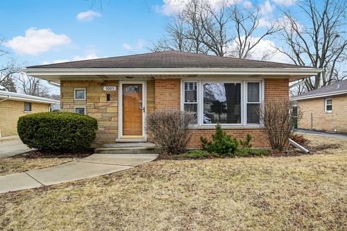 3005 Downing Ave, Westchester, IL, 60154-5122 | Card Image