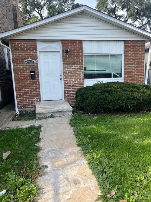 6750 Racine Ave, Chicago, IL, 60636-2929 | Card Image