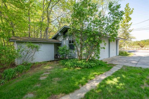 21 Wheeler Rd, Hollis, NH, 03049-5927 | Card Image