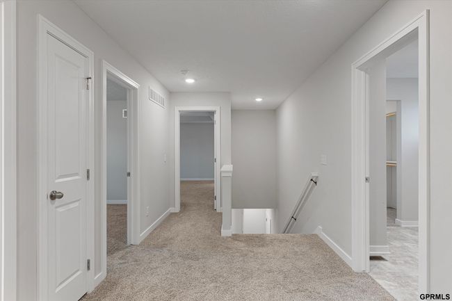 17312 Potter St, House other with 4 bedrooms, 3 bathrooms and 3 parking in Bennington NE | Image 17