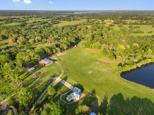1028 Rs County Road 4261, House other with 3 bedrooms, 3 bathrooms and null parking in Emory TX | Image 4