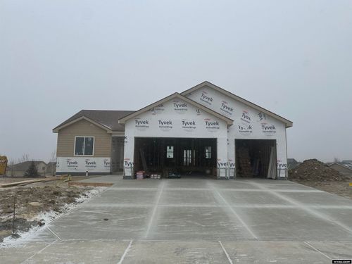 2185 Heathrow Ave, Casper, WY, 82609-3933 | Card Image