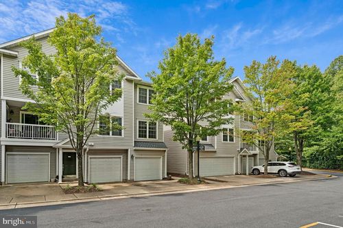12747 Fair Briar Ln, FAIRFAX, VA, 22033-3850 | Card Image