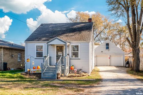 3810 Chalmers Ave, Bartonville, IL, 61607-2239 | Card Image