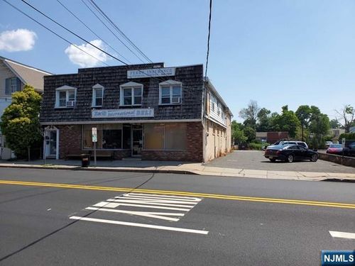 12-17 River Rd, Fair Lawn, NJ, 07410-1493 | Card Image