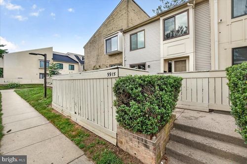 9915 Ridgeline Dr, GAITHERSBURG, MD, 20886-3015 | Card Image