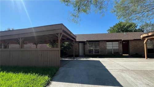 a-4805 Shadowbend Dr, Corpus Christi, TX, 78413-2439 | Card Image