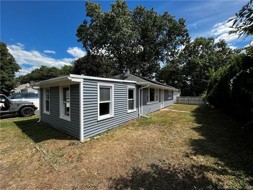 245 Pershing Ave, New Britain, CT, 06053-2747 | Card Image