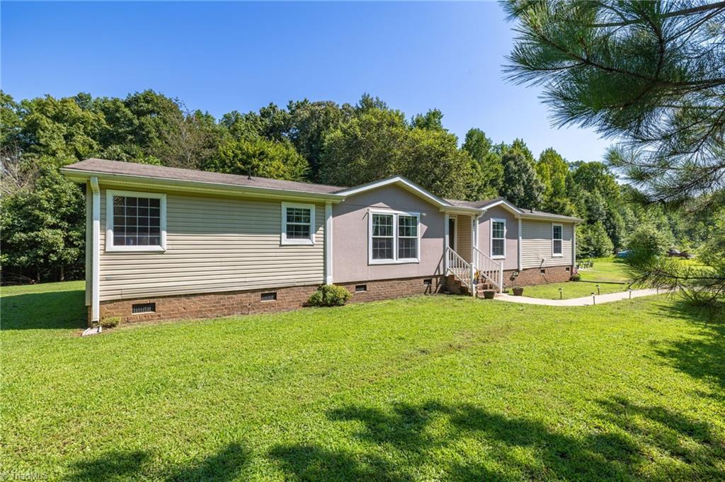 Gobble Creek Dr, Lexington, NC 27295