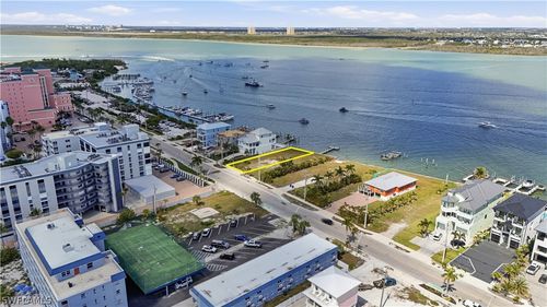 355 Estero Blvd, FORT MYERS BEACH, FL, 33931-2014 | Card Image