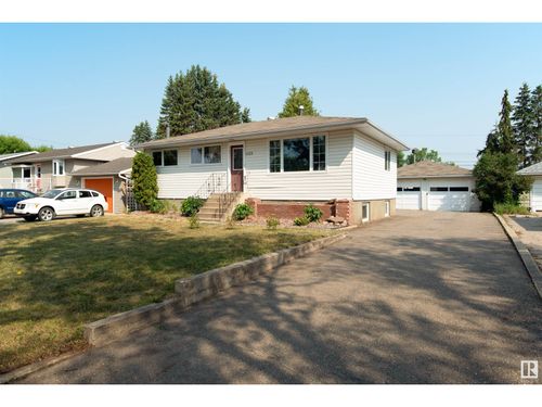 4729 45 Ave, Bonnyville, AB, T9N1M7 | Card Image
