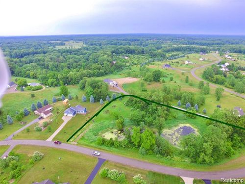 9860 Iosco Ridge Dr, Gregory, MI, 48137-9786 | Card Image