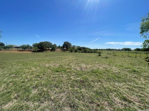 10306 Fm 1681, Nixon, TX, 78140-4283 | Card Image