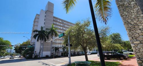 a701-1300 Lincoln Rd, MIAMI BEACH, FL, 33139-2264 | Card Image