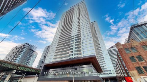 2716-19 Bathurst St, Toronto, ON, M5V0N2 | Card Image