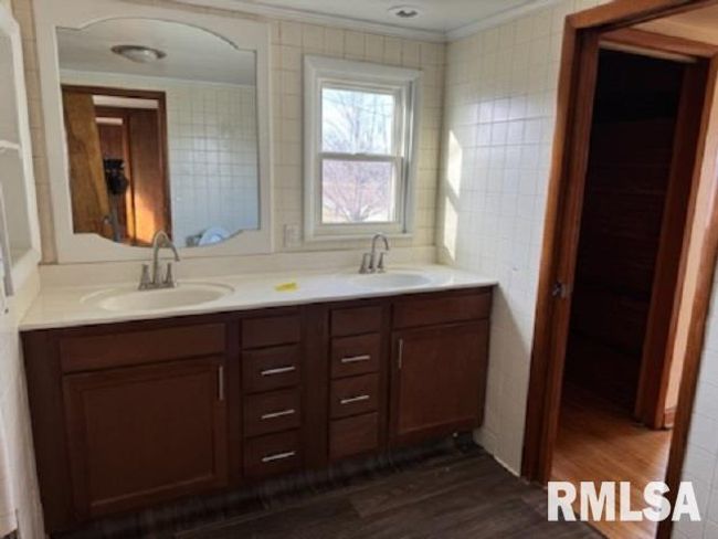 603 E Old 36, House other with 3 bedrooms, 2 bathrooms and null parking in Alexander IL | Image 6