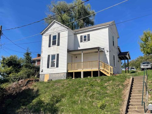 148 Jackson Ave, Clarksburg, WV, 26301-2167 | Card Image