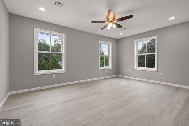 1500 Embassy Dr, Townhouse with 5 bedrooms, 4 bathrooms and null parking in HARRISBURG PA | Image 23