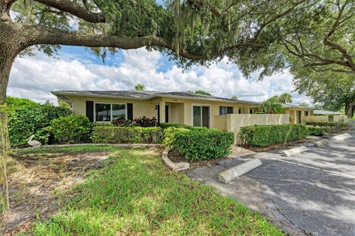 7016 W Country Club Drive N, SARASOTA, FL, 34243 | Card Image