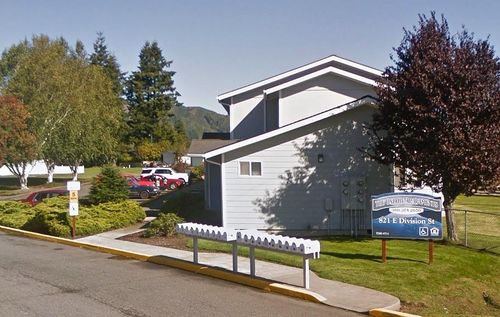 821 E Division St, Forks, WA, 98331-8638 | Card Image