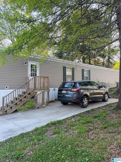 15 Adam Dr, Birmingham, AL, 35215-1605 | Card Image