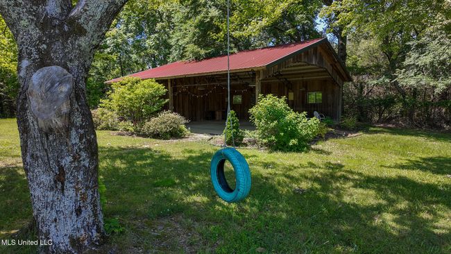 covered area for get togethers | Image 64