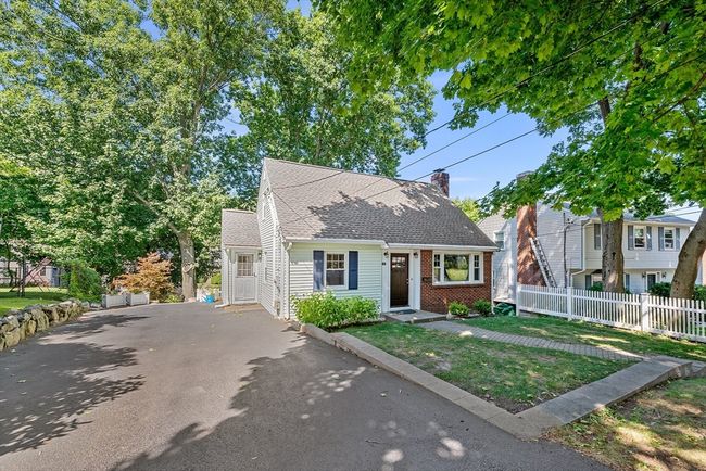 57 Upland Rd, House other with 3 bedrooms, 2 bathrooms and 4 parking in Waltham MA | Image 27