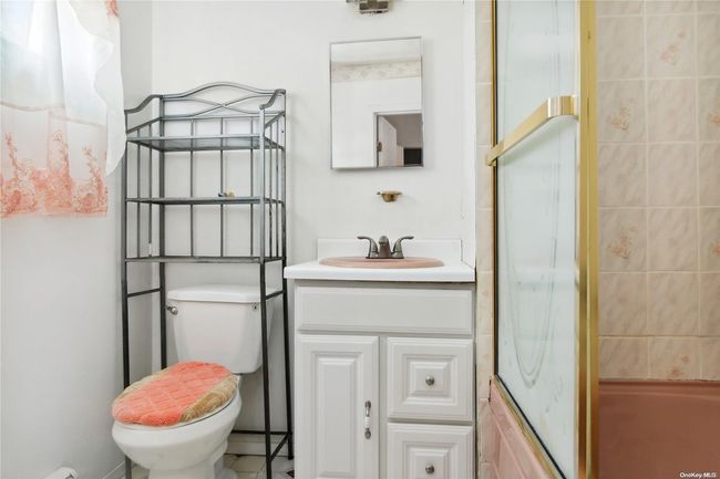 6 Sunflower Ct, House other with 4 bedrooms, 3 bathrooms and null parking in Coram NY | Image 10