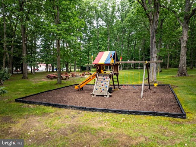 1-C-2 - 189 Red Run Rd # 1 C 2, Townhouse with 2 bedrooms, 2 bathrooms and null parking in Oakland MD | Image 40