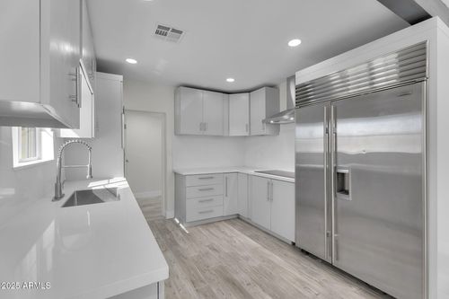 602 N 27th Ave, Phoenix, AZ, 85009-4419 | Card Image