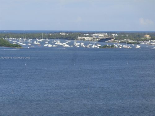 2010-770 Claughton Island Dr, Miami, FL, 33131-2617 | Card Image