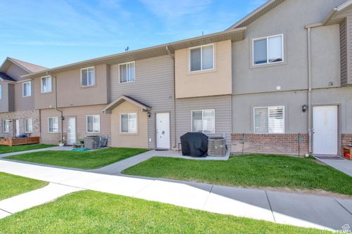 855 W 350 N, Tremonton, UT, 84337-2543 | Card Image