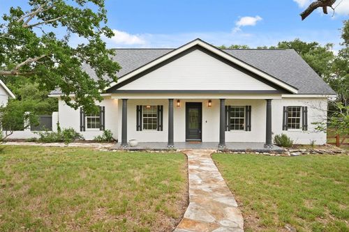 510 Camino De Rancho, Wimberley, TX, 78676-5825 | Card Image