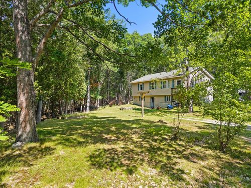 12 Seekins Way, Orrington, ME, 04474-3702 | Card Image