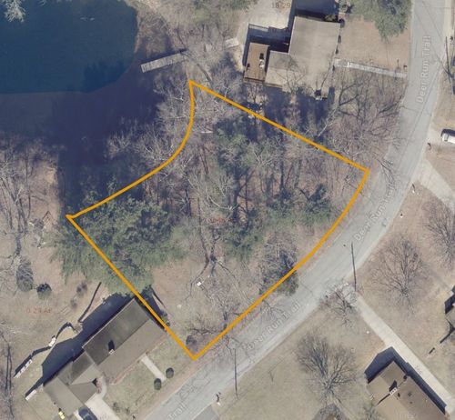 53 Deer Run Trl, Smithfield, RI, 02917-2127 | Card Image