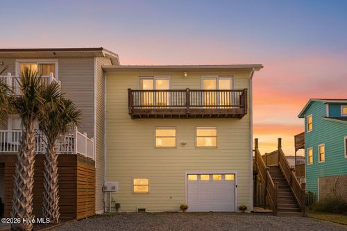 216 Oyster Ln, N Topsail Beach, NC, 28460-9542 | Card Image