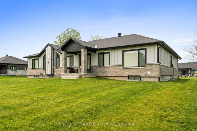 425 Ginger Cres, House other with 5 bedrooms, 4 bathrooms and 6 parking in Metcalfe ON | Image 42