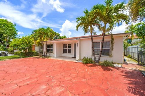 2761 Sw 33rd Ct, Miami, FL, 33133-2840 | Card Image