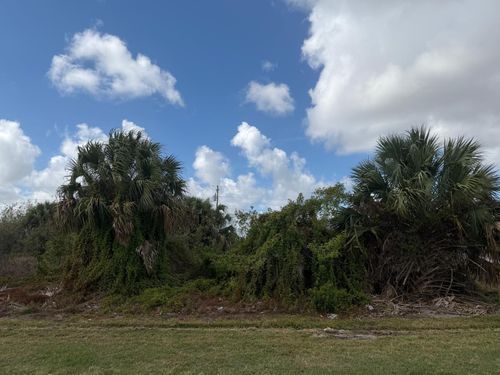 1658 Sw Hampshire Ln, Port St. Lucie, FL, 34953-1250 | Card Image