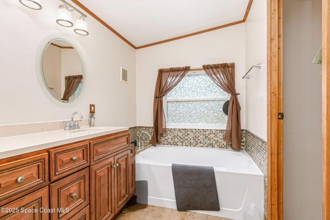 3475 Tracy Ct, House other with 3 bedrooms, 2 bathrooms and null parking in Mims FL | Image 8