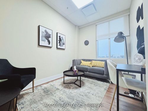 213-3485 Rebecca St, Oakville, ON, L6L0H4 | Card Image