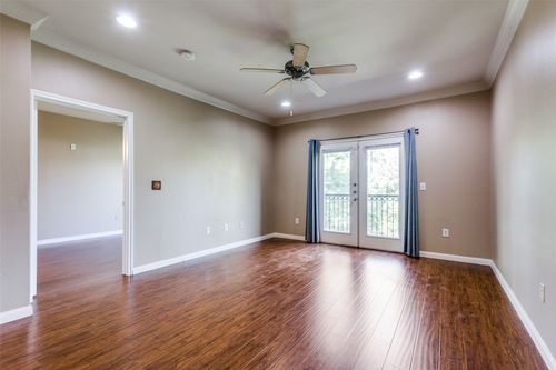 2207-3102 Kings Rd, Dallas, TX, 75219-1343 | Card Image
