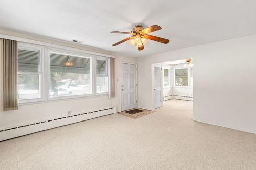 17W157 Foster Ave, Wood Dale, IL, 60191 | Card Image