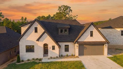 15113 Matterhorn Loop, Maumelle, AR, 72113-5964 | Card Image